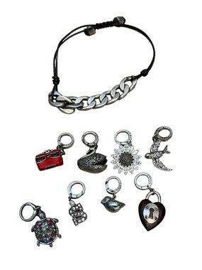 Fossil Silver Tone Adjustable Charm Bracelet 8 Charms Retired Rare